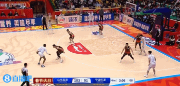 mk体育在线登录入口🥺双拳难敌四手！马奇全场各种抡 39中20&三分18中7空砍60分！